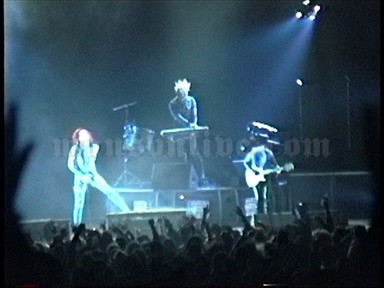 1998-11-13 Camden, NJ - Sony Blockbuster Pavillion Screenshot 3