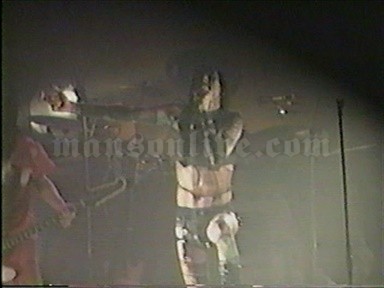 1995-12-16 Ft. Lauderdale, FL - The Edge Screenshot 6