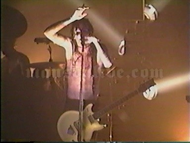 1995-12-16 Ft. Lauderdale, FL - The Edge Screenshot 8